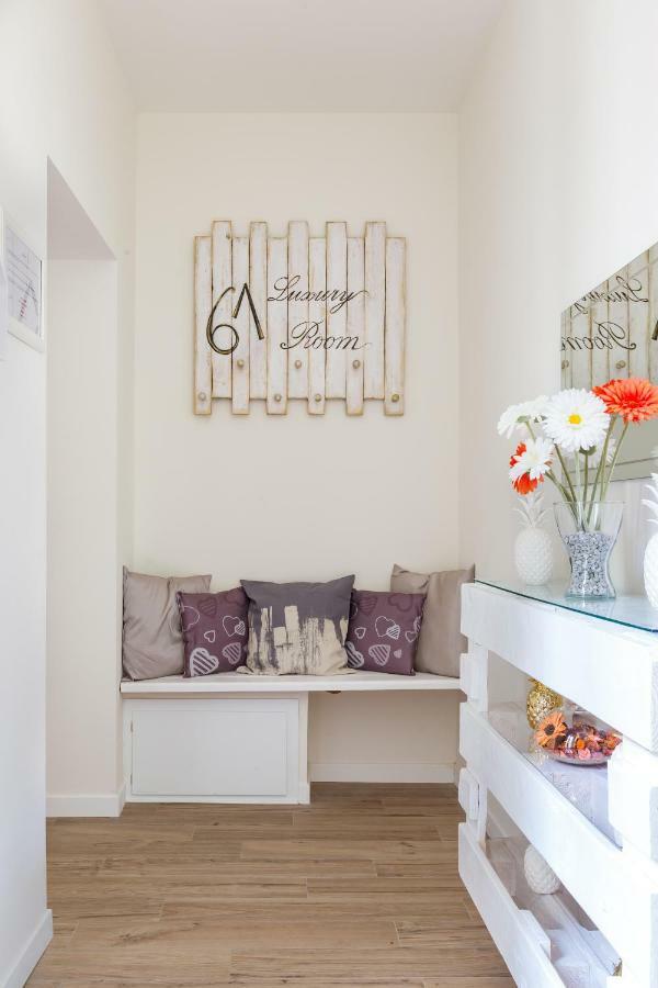 Sixty One Luxury Room Roma Exterior foto